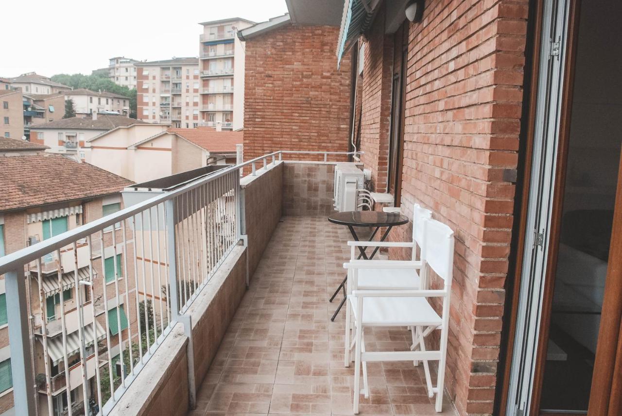 Nova Domus Flat Free Private Parking Apartamento Siena Exterior foto